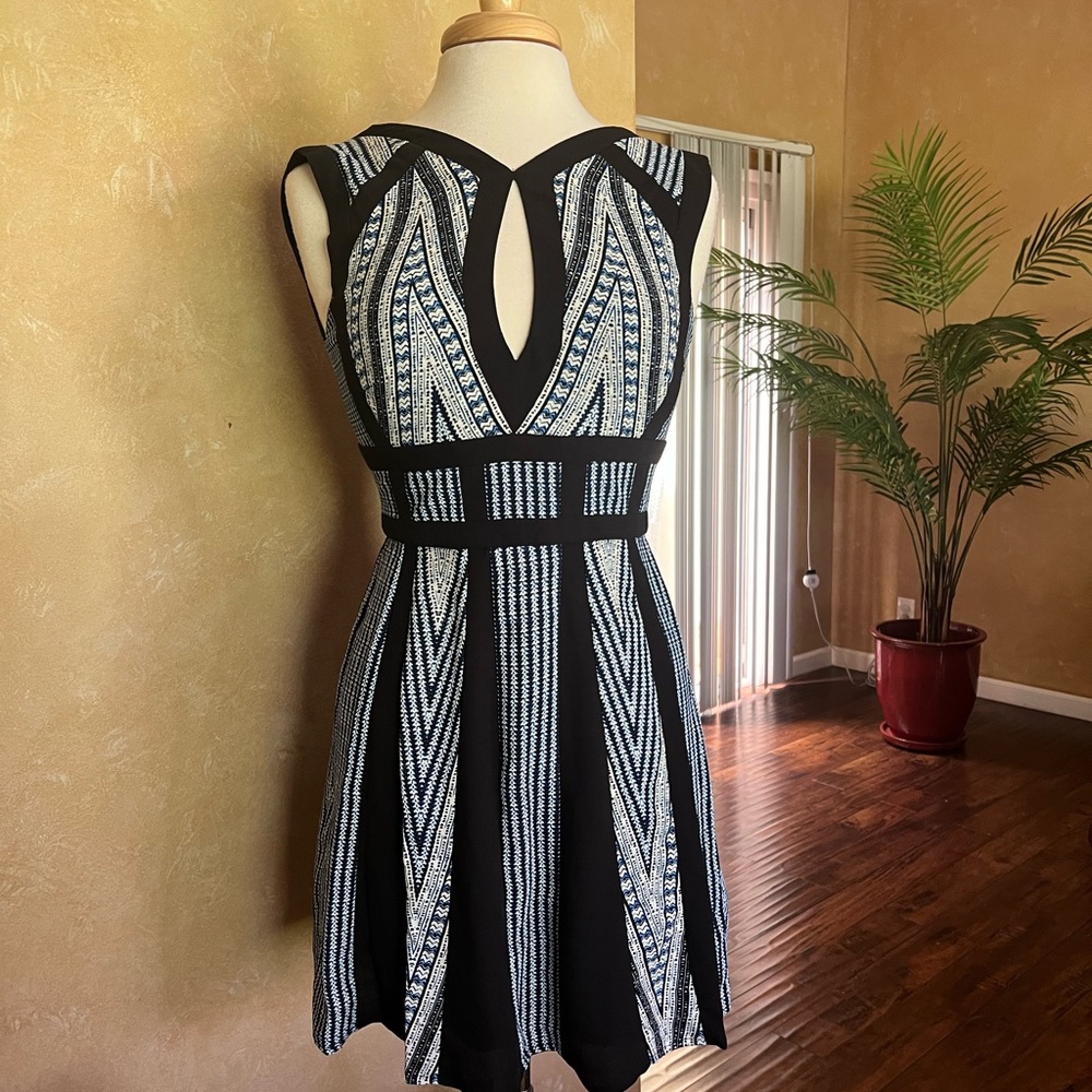 BCBGMaxAzria Black and White Geometric Mini Dress